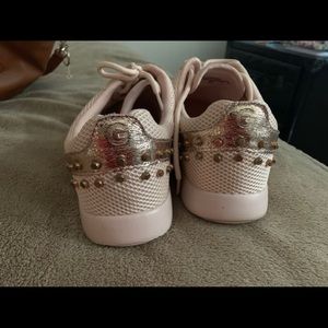 Guess Sneakers